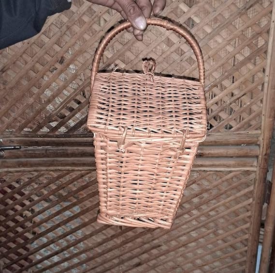 Bamboo Cane Storage Basket for Laddu Gopal Carry Basket,kanha Basket for Travel,tokri for Laddu Gopal Ji,Pooja Basket, mandir Basket,Fruit & Vegetable Basket(Multicolour)