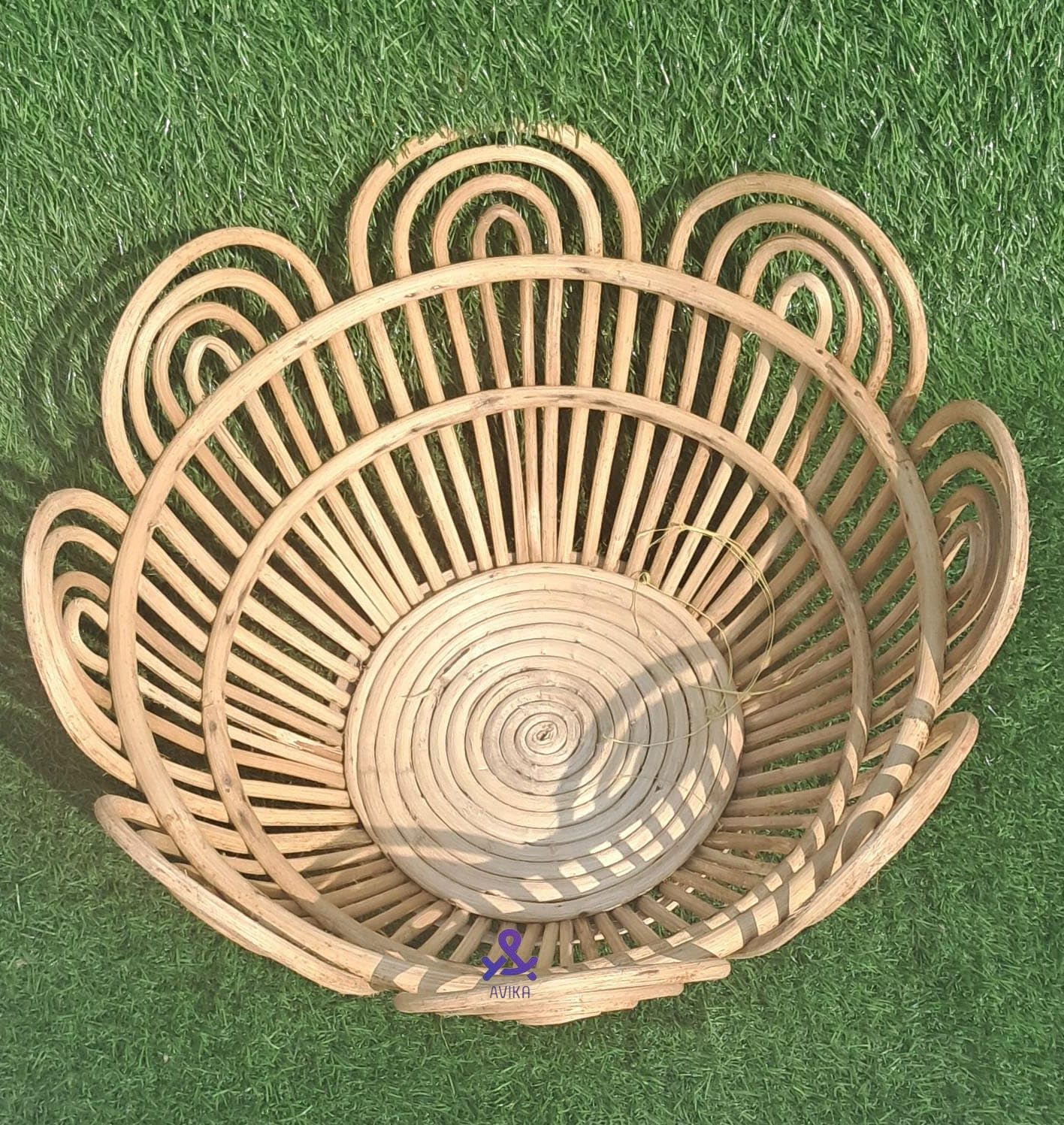 Bamboo Cane Planter Stand for Balcony / Garden / Home Decor, Indoor / Outdoor(drum)