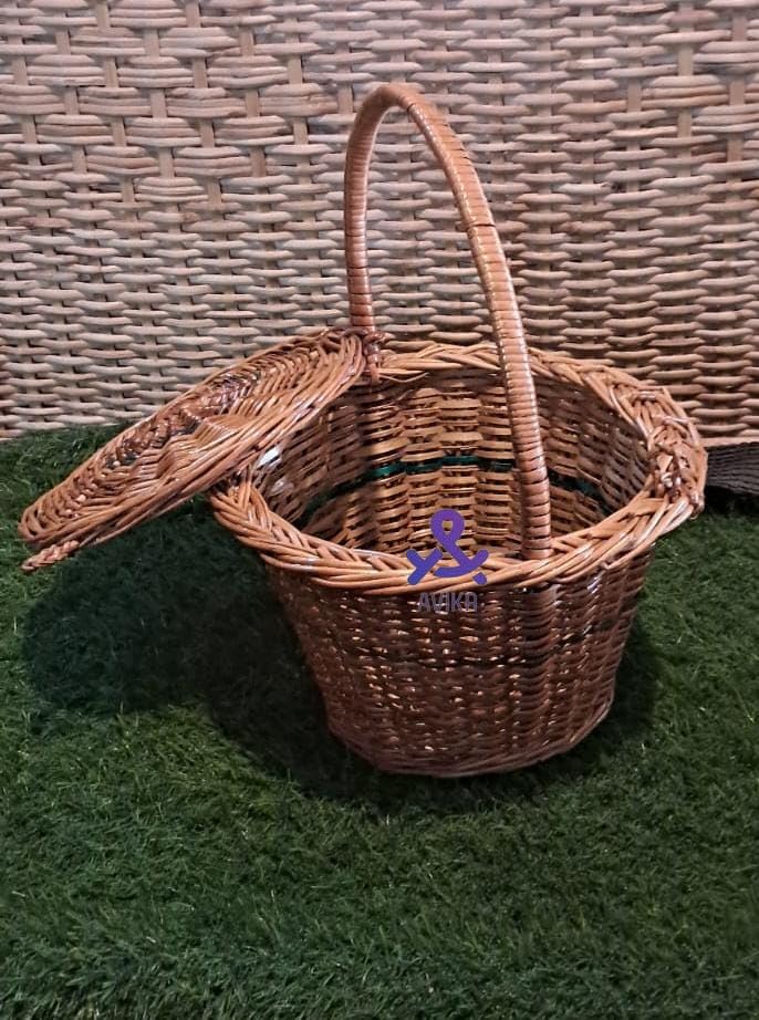 Cane Basket with Handle & Lid: Ideal for Pooja, Fruit, Flower, Mandir, Ladoo Gopal
