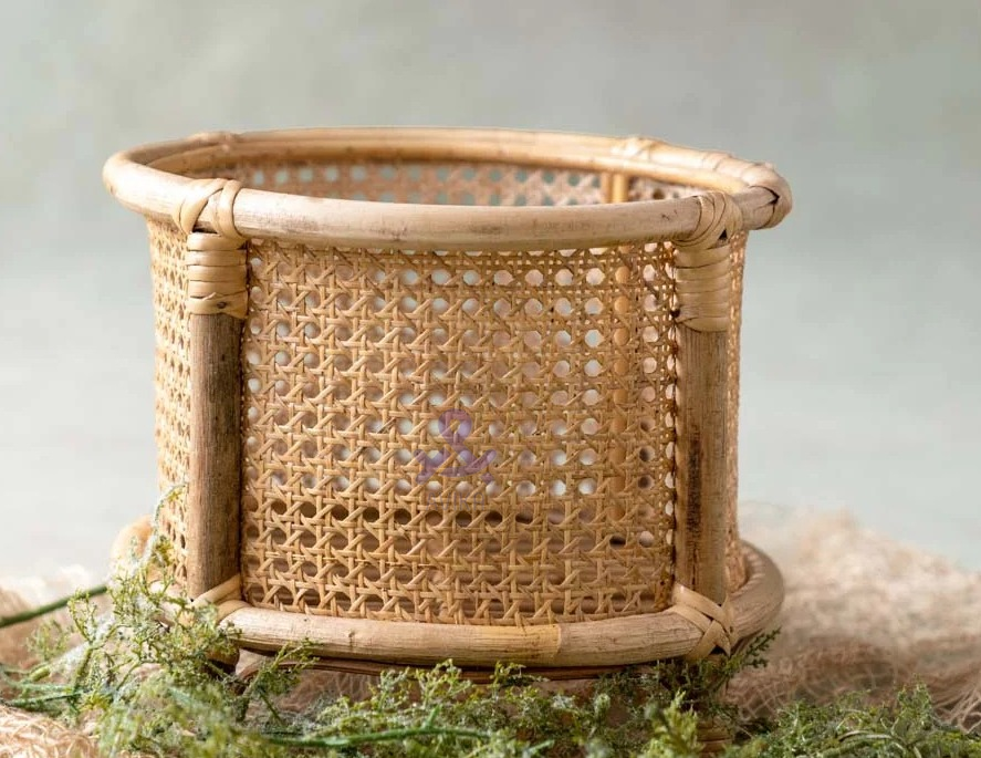 Bamboo Cane Round weaving Posing Basket for Newborns, Sitter,Baby Photography Photoshoot, Newborn Baby Photo Prop Basket